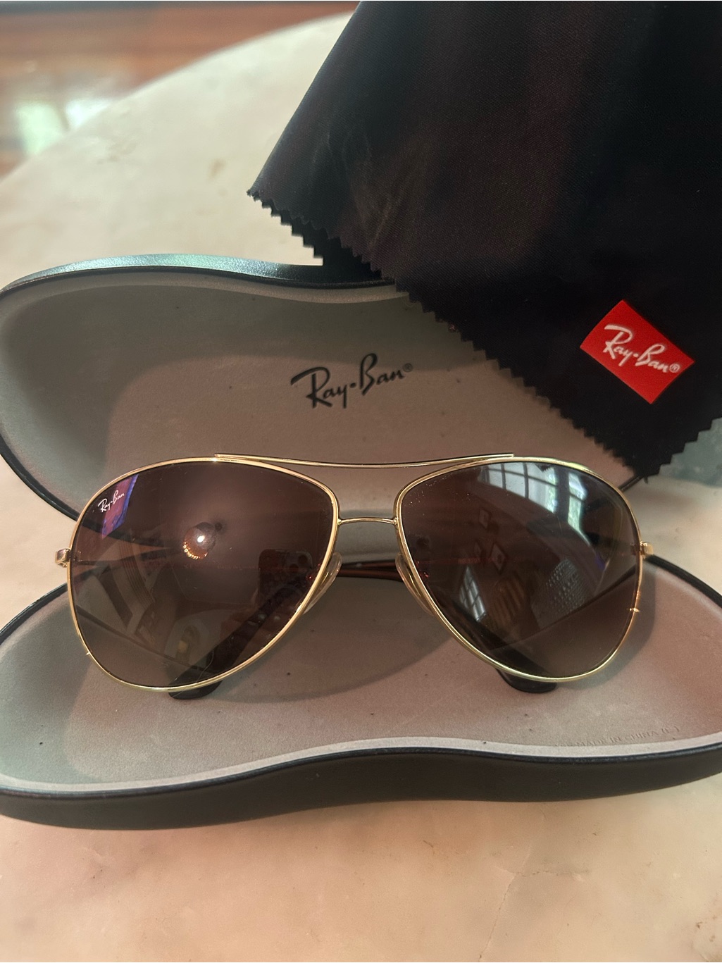 Ray-Ban Gold Aviator Sunglasses With Brown Lenses- Like New With Case And Cloth